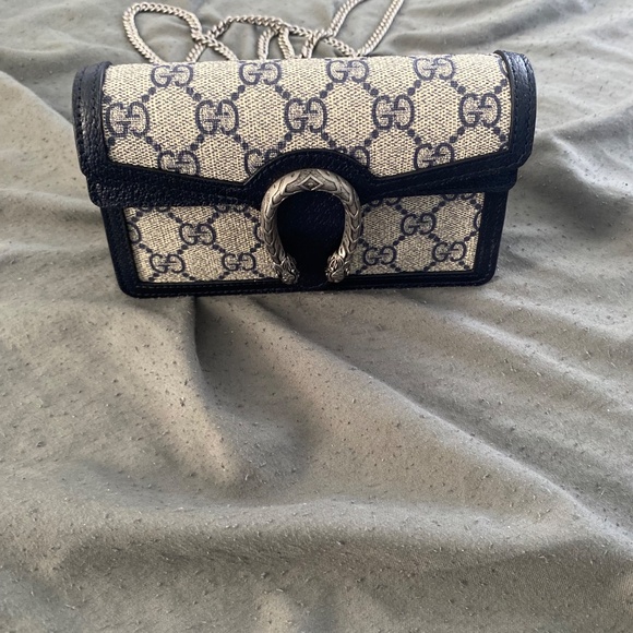 Authentic Gucci purse - Picture 3 of 6